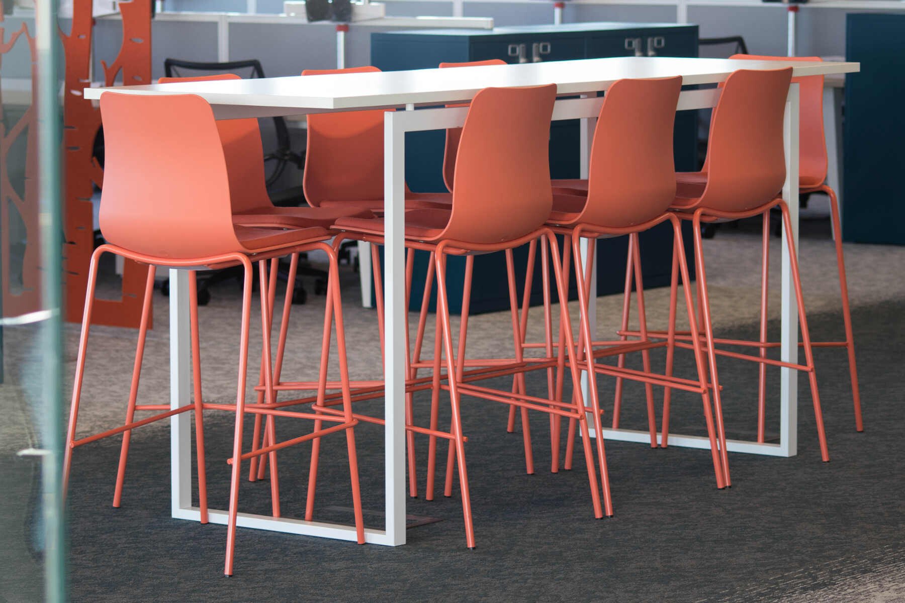 naughtone-polly-barstool-barkrukken-product-full.jpg
